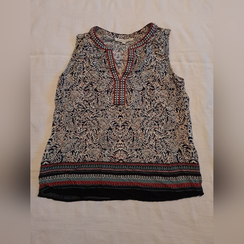 Daniel Rainn women's size small rayon tank top, flowy VGUC